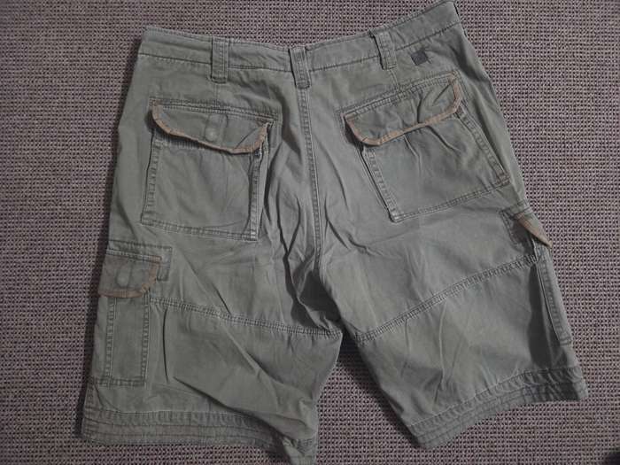 Woolworths Cargo shorts - Size 36 - 100% Cotton - Great Quality