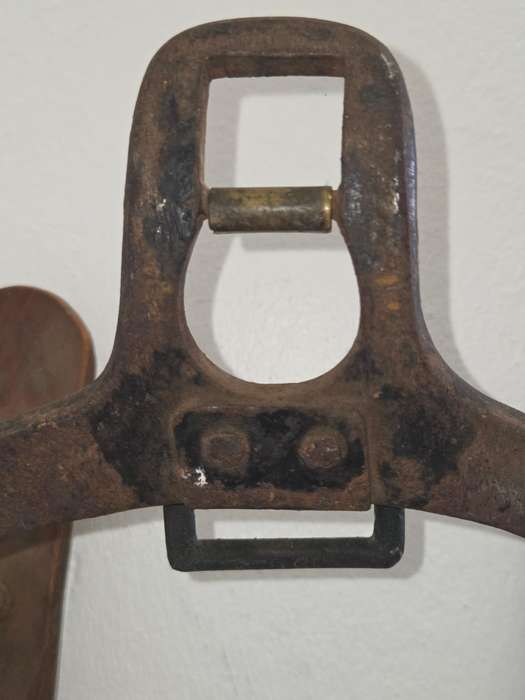Antique Mason & Sons Saddle Frame - Wood and Cast Iron - See pictures