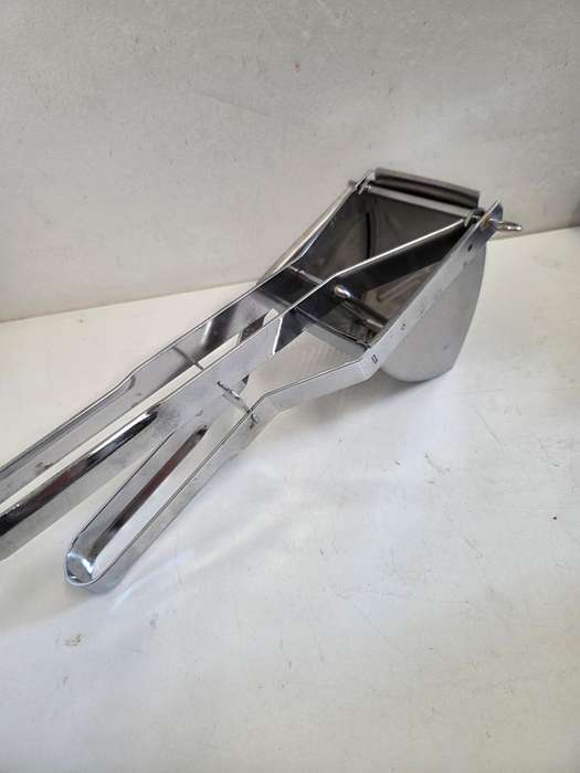 Stainless Steel Potato Press / Potato Ricer / Potato Masher