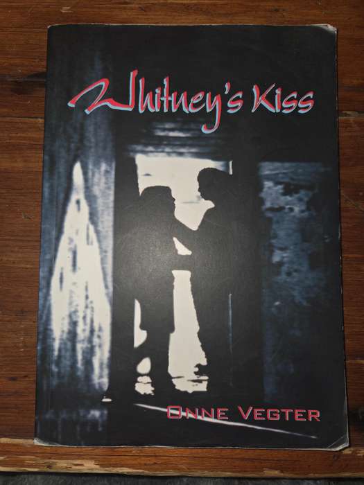 Whitney's Kiss - Onne Vegter