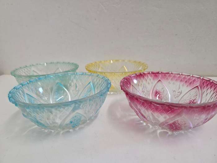 4 x Vintage colored glass pudding bowls with beautiful detail