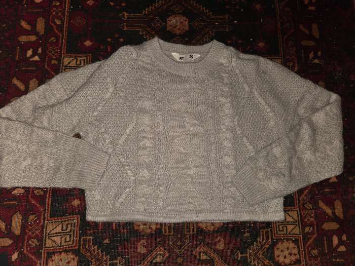 Grey Knitwear- Size Small - Good condition- I removed the cord at the bottom