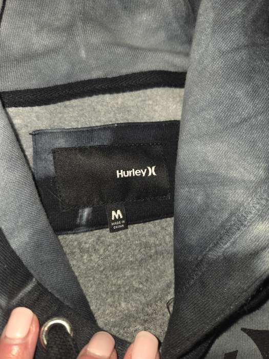 Warm Hurley Hoodie - Size M Great quality and perfect condition