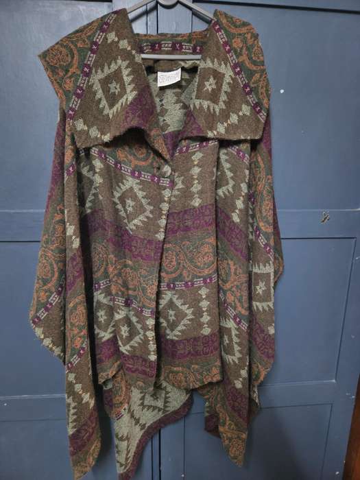 Large warm poncho / Throw - one size