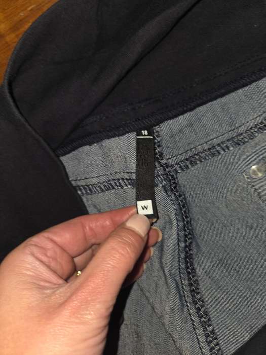 Woolworths shorts with soft elastic band - Size 18 - Never worn