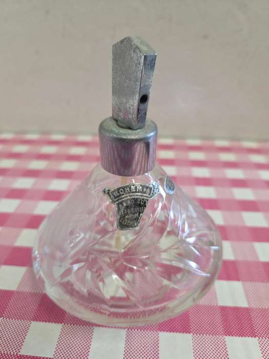 Antique Bohemian Crystal perfume bottle - See pictures