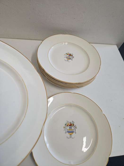 10 x Vintage Grindley Plates - Made in England Diameter - 22.5cm