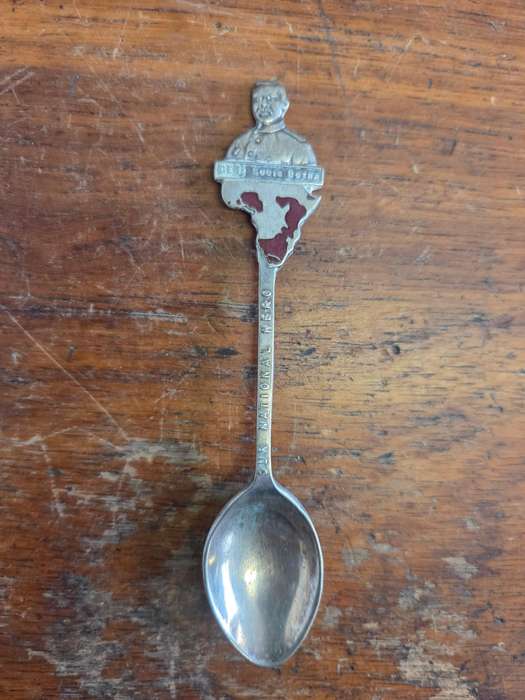 Gen. Louis Botha gedenk lepel / spoon - Our national hero