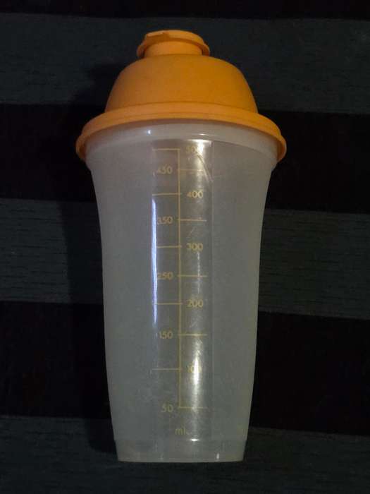Tupperware shaker