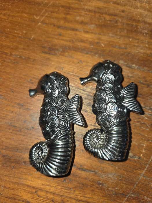 Seahorse shaped salt and pepper set