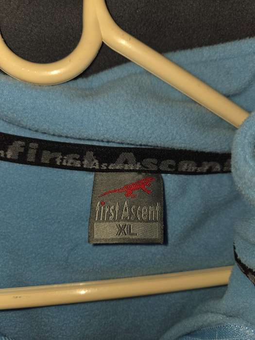 First Ascent Vapour-Tex warm double Jacket (Has an inner jacket that can be zipped off) Size XL