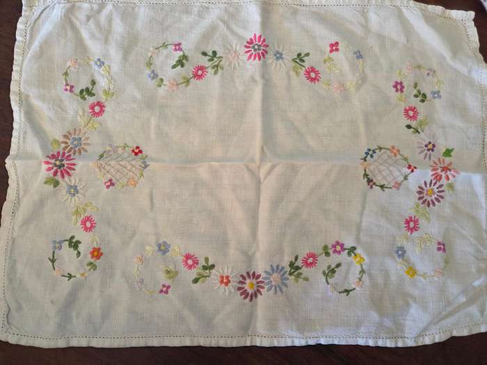 Vintage Embroidered Tea Tray Cloth