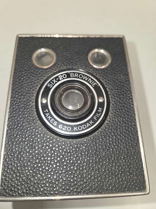 Vintage Six-20 Brownie Kodak camera