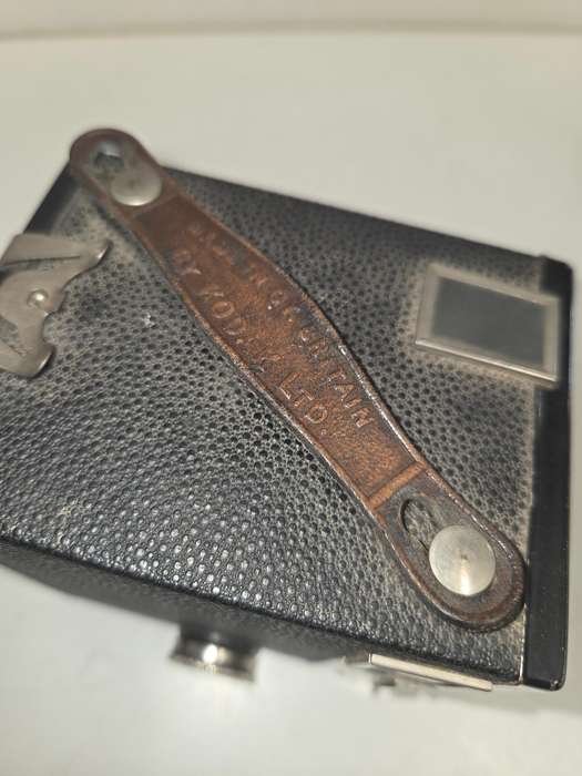 Vintage Six-20 Brownie Kodak camera
