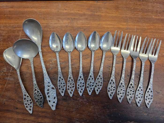 13 Piece vintage teaspoon and cake fork set with sugar spoon and jam spoons