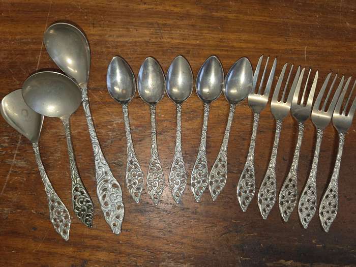13 Piece vintage teaspoon and cake fork set with sugar spoon and jam spoons