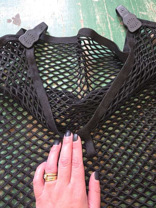 Mercedes Luggage Net - 63cm x 60cm - New