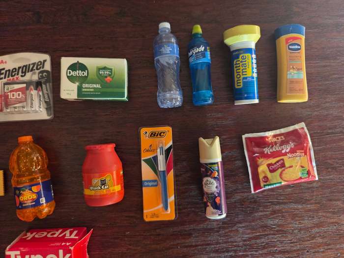 16 x Little Shop items with cards