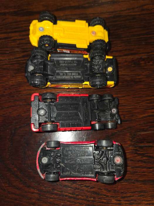 4 x Hotwheel cars - Well used