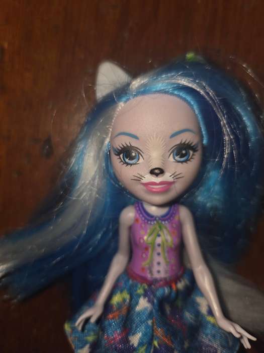 Enchantimals Winsley Wolf doll - 16cm