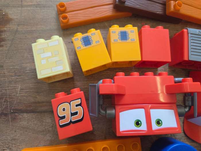 29 x Mega Bloks
