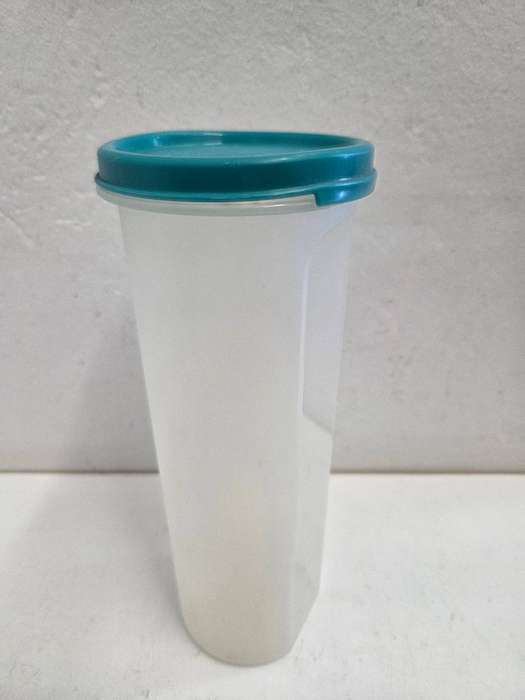 Tall Tupperware container