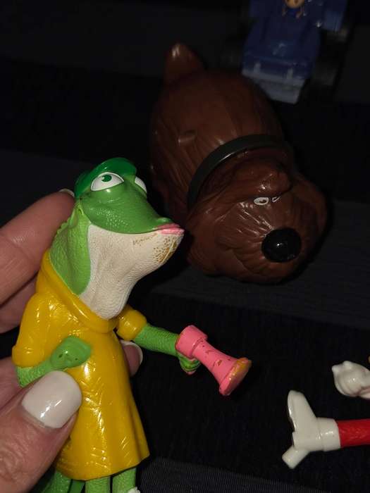 8 x MacDonalds Toys