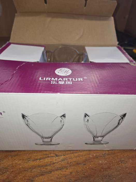 Set of 6 beautiful Ice Cream Cups - new