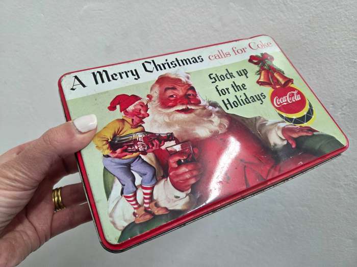 Coca-cola tin with Christmas detail Size - 20cm x 13cm x 7cm