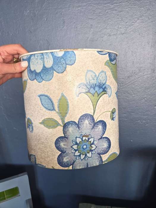 Vintage Enamel dust bin - Willow - Australia - Add some colourful vintage charm
