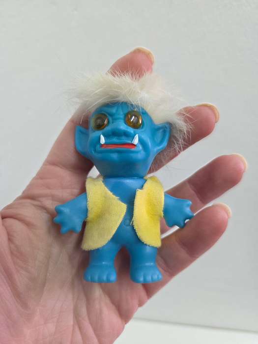 Vintage Lucky Shnooks Monster Troll doll - Japan