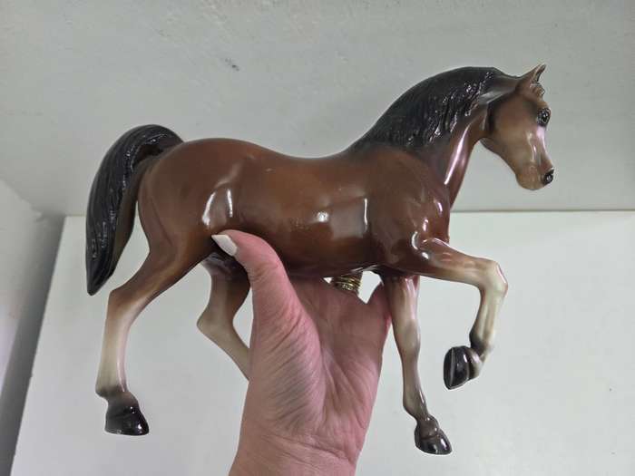 Large Plastic Toy Horse with beautiful realistic detail - Size - 28cm x 22cm