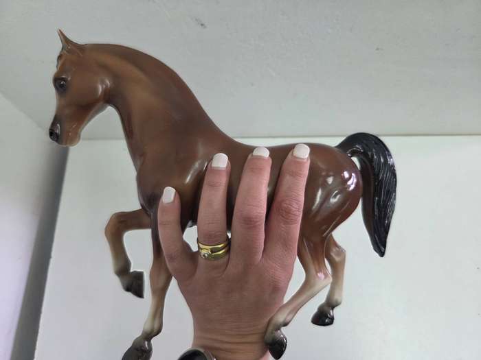 Large Plastic Toy Horse with beautiful realistic detail - Size - 28cm x 22cm