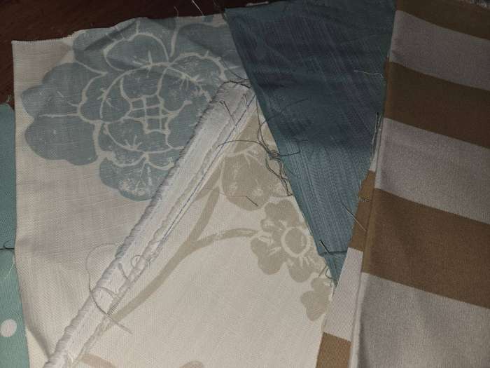 8 Pieces of fabric for your next project - Different sizes - Perfect for patchwork