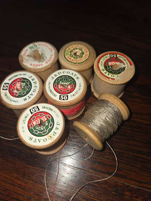 7 x Vintage Wooden Cotton Reels