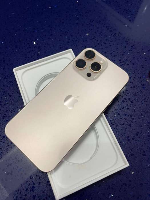 Apple iPhone 16 pro max 256GB Desert Titanium