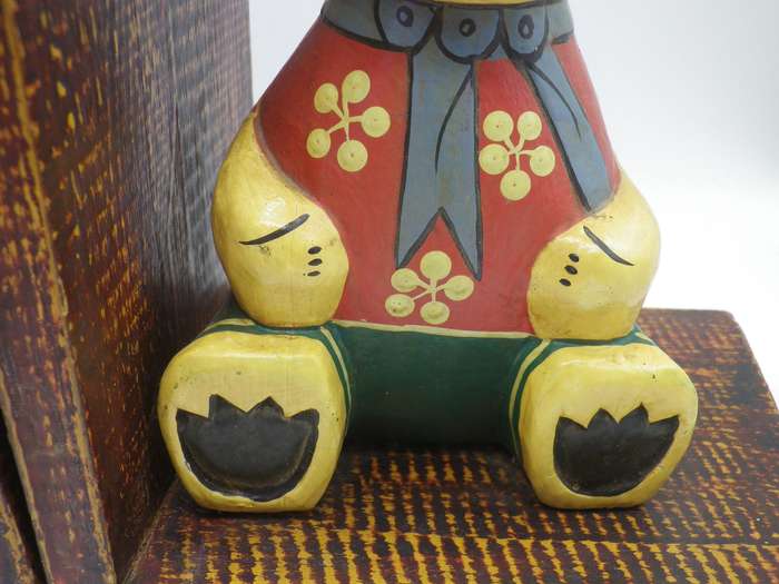 Cute Pair TEDDY Bear painted wood bookends.