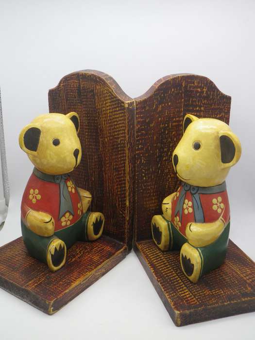 Cute Pair TEDDY Bear painted wood bookends.