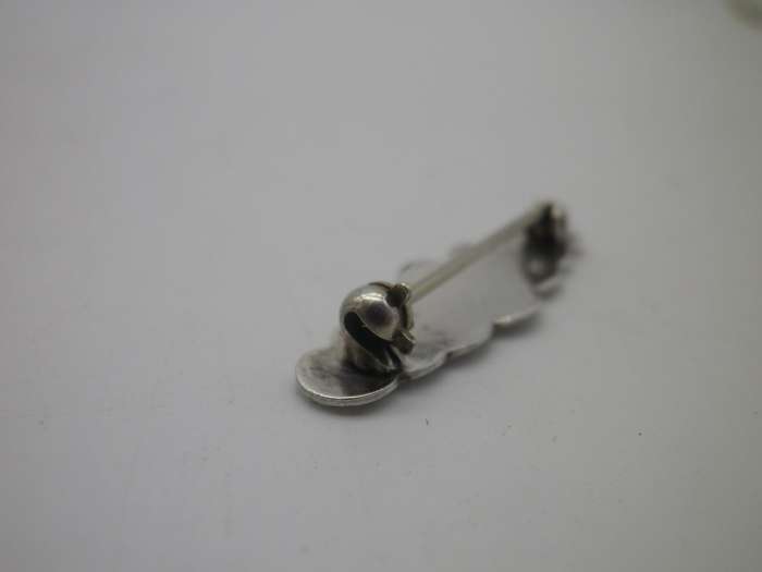 Sterling Silver BABY brooch or tie pin. Open Cartouche for engraving 3.2 cm. 1.10g