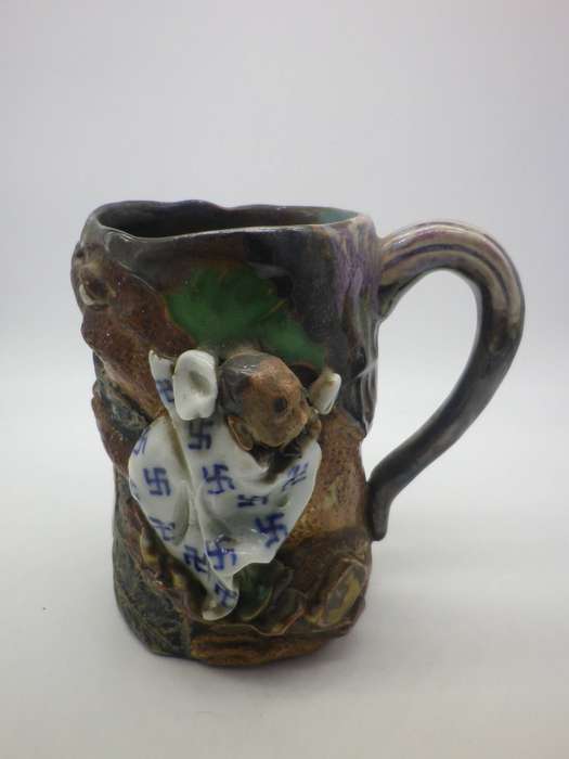 RARE!! Antique Sumida Gawa, Japanese Pottery tankard. Signed Inoue Ryosai. 13cm