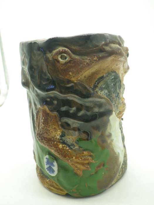 RARE!! Antique Sumida Gawa, Japanese Pottery tankard. Signed Inoue Ryosai. 13cm