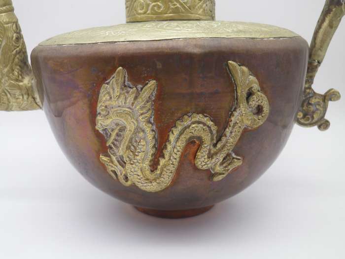 Turkish or Tibetan Large ornate decorative copper & brass tone lidded coffee urn with dragon motief