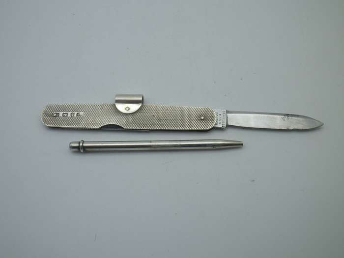 Hallmarked Sterling Silver penknife & pencil combo. Mappin & Webb Birmingham 1931