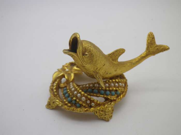 Vintage MIRELLA, England Gold tone DOLPHIN ring holder. Rare!