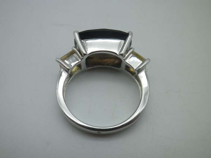 Splendid Sterling Silver Smoky Quartz & 2 citrine Vintage Ring. Rhodium plated. Size: P. 6g
