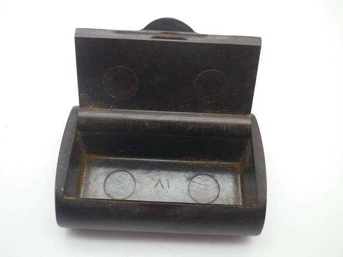 Antique BROWN BAKELITE Rectangular Snuff Box. Made in England