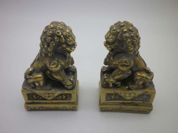 Vintage Pair Brass  20th Century Miniature Chinese foo dogs. Lovely detail. 7.5cm