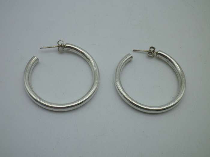Big Sterling Silver Vintage Hoop Earrings. 4cm. 7g