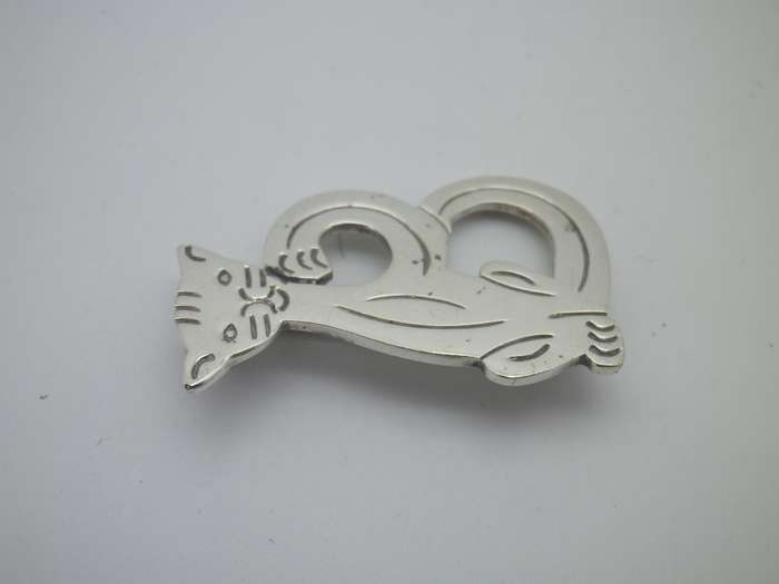 Cute Modernist Sterling Silver CAT BROOCH 4 x 2.5 cm 8.3g