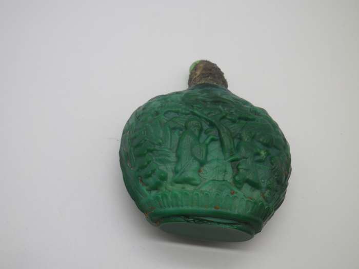 RARE!! GENUINE ANTIQUE CHINESE PEKING GLASS SNUFF BOTTLE. FOUND IN CAPE TOWN DUMP!!!